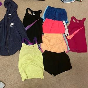 Girls Nike clothes bundle